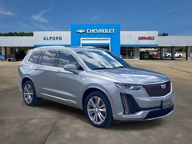 2024 Cadillac XT6 Premium Luxury in Argent Silver Metallic — front three-quarter view