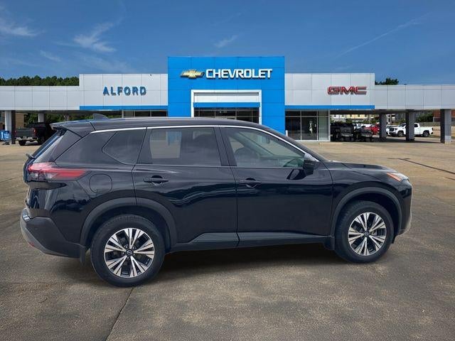 2022 Nissan Rogue — rear three-quarter view